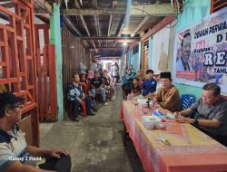 Warga APO keluhkan sejumlah masalah pada Anggota DPRP, Junaedi Rahim pada reses pertama
