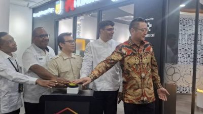 Nezar Patria Resmikan AI Experience Center di Jayapura, Dorong Pemerataan Digital di Papua