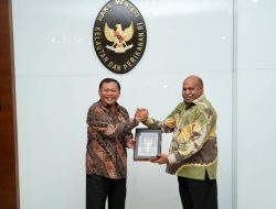 Gubernur Fakhiri Dorong Peningkatan PAD Papua Lewat Sektor Kelautan, Perikanan, dan Pariwisata Pesisir