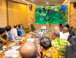 Gubernur Fakhiri siap hadirkan Kereta Api di Papua