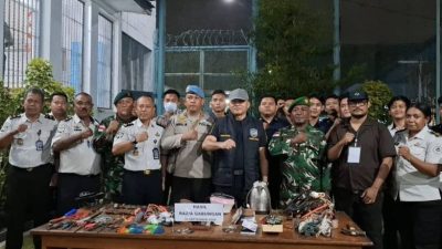 Razia Gabungan di Lapas Kelas IIA Abepura, Barang Terlarang Disita untuk Jaga Kondusivitas